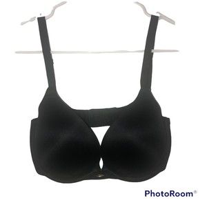 Victoria’s Secret 32 DD Black Plunge Push Up Bra